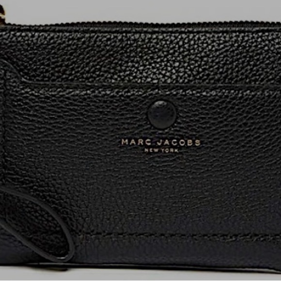 NEW - Marc Jacobs Leather Wristlet Wallet